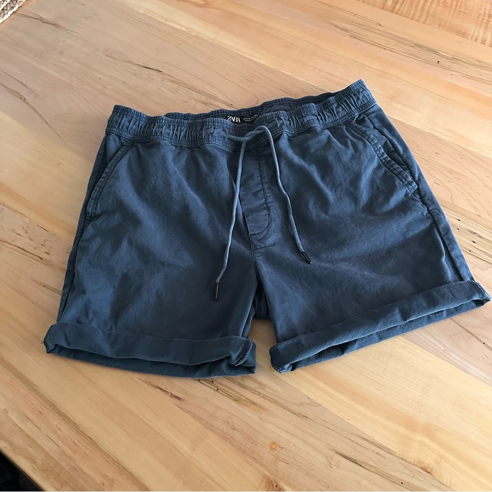 ZARA navy shorts XL